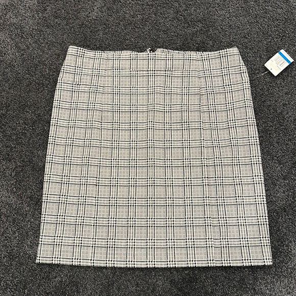 MICHAEL Michael Kors Dresses & Skirts - NWT Michael Kors Skirt